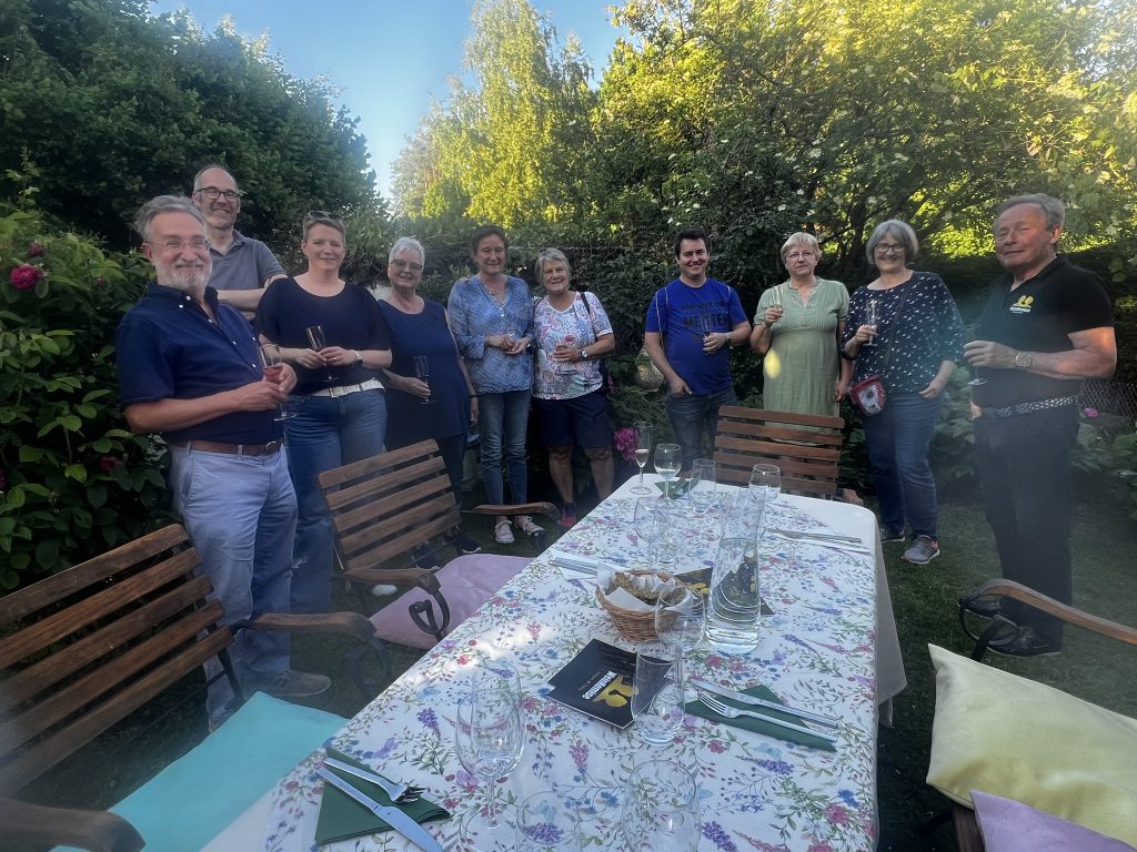 Weintasting im Garten